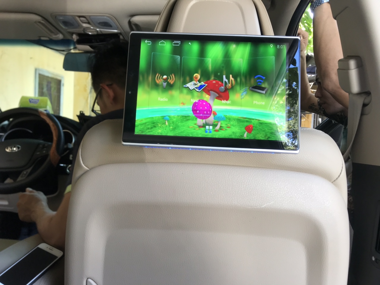Màn hình gối đầu Android cho Kia Sorento